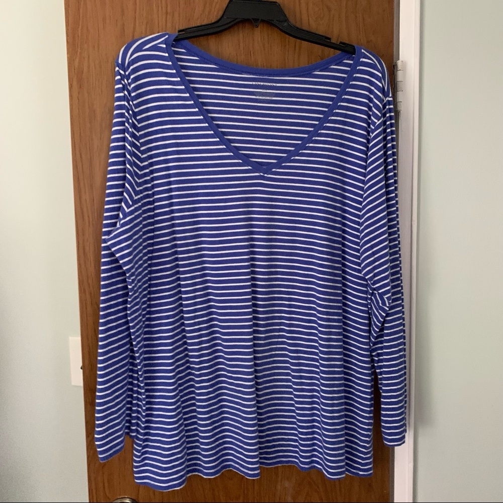 Lane Bryant size 26/28 long sleeve top